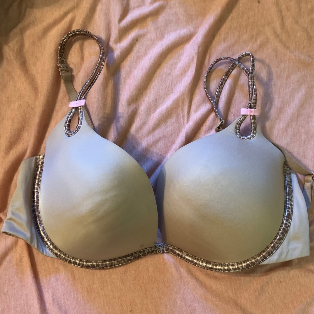 Victoria’s Secret Bra
